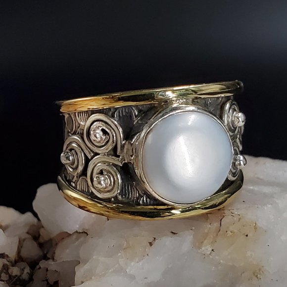 GG Unique Jewelry Jewelry - Solid Silver 925/14kt Gold Ring Genuine Pearl